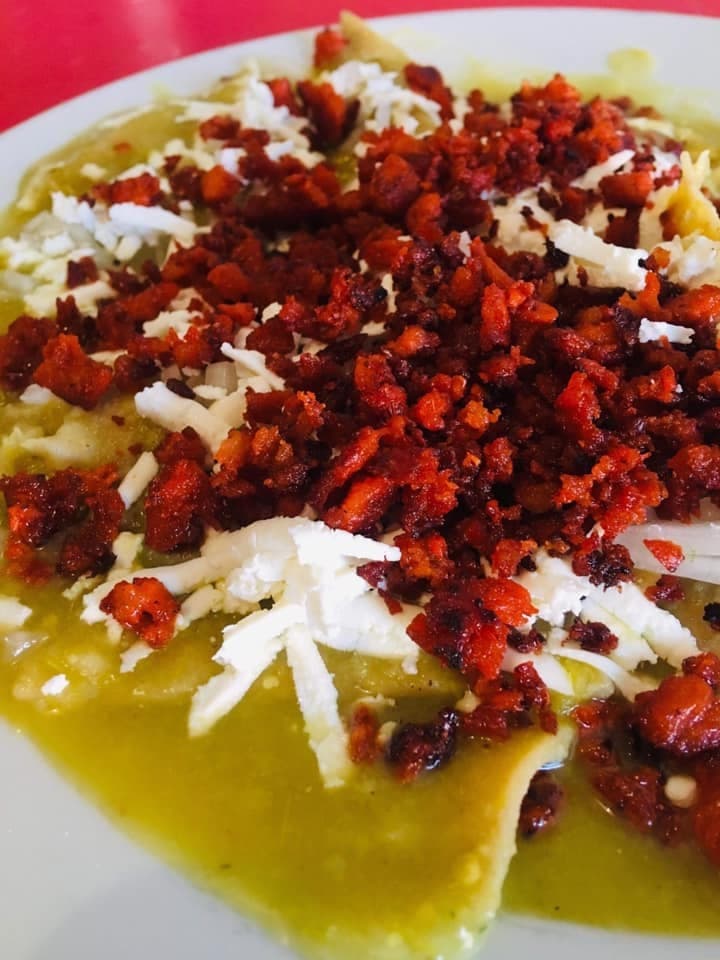 Chilaquiles con Chorizo