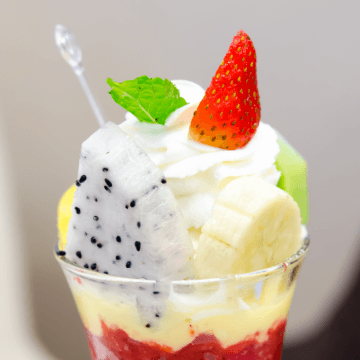 Fruta con Crema