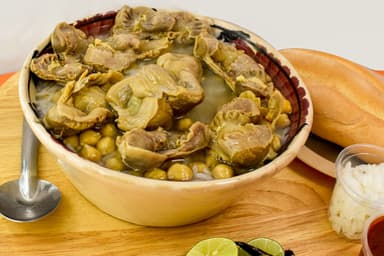 Caldo de Gallina con Molleja
