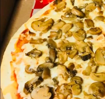 Pizza Champiñones