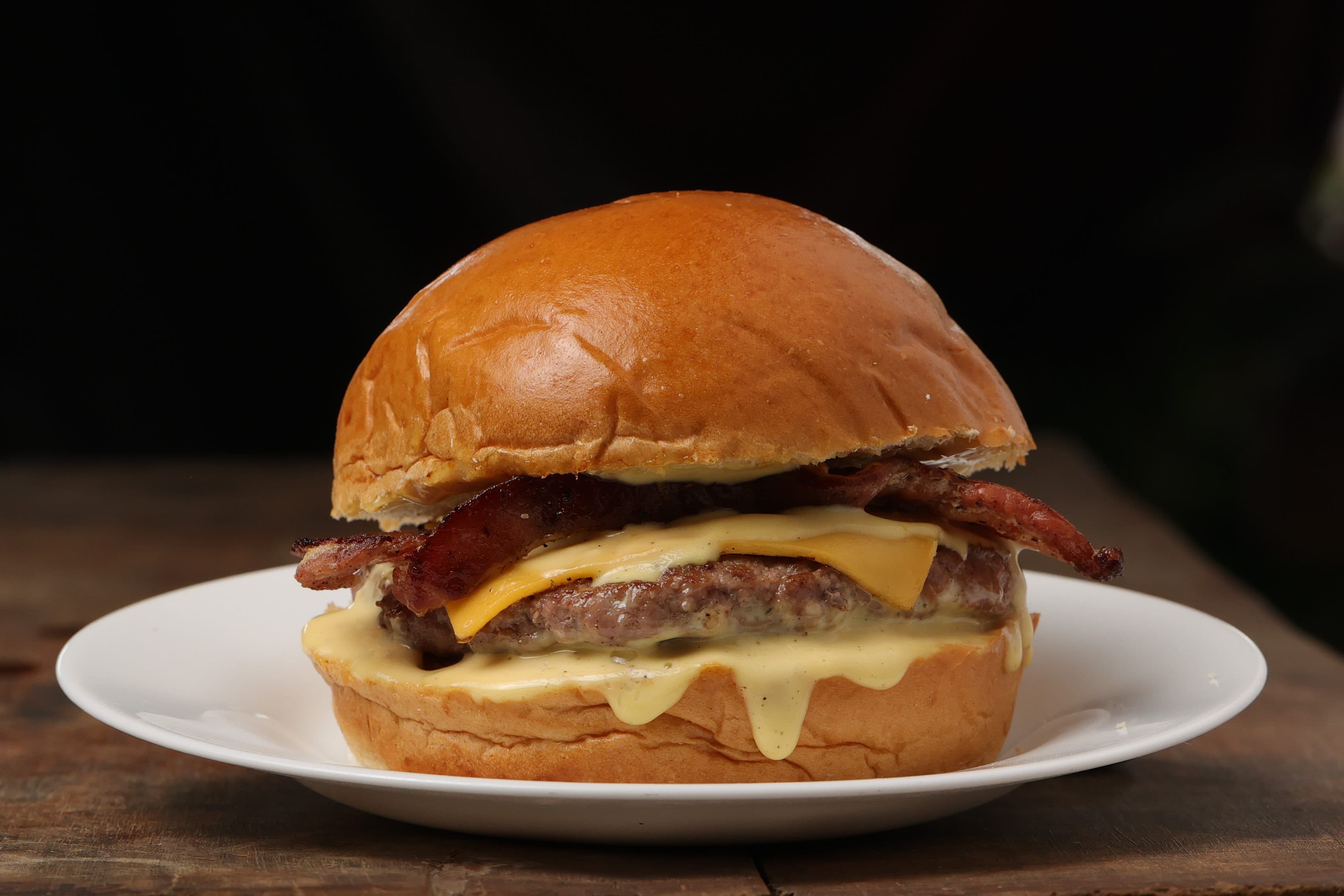 Cheese Bacon Burger