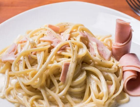 Tallarines a lo Alfredo