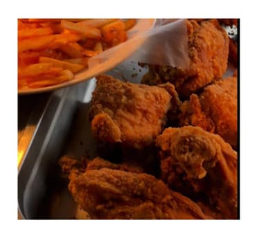Pieza de Pollo ( Cuarto)+Papas+Platanito