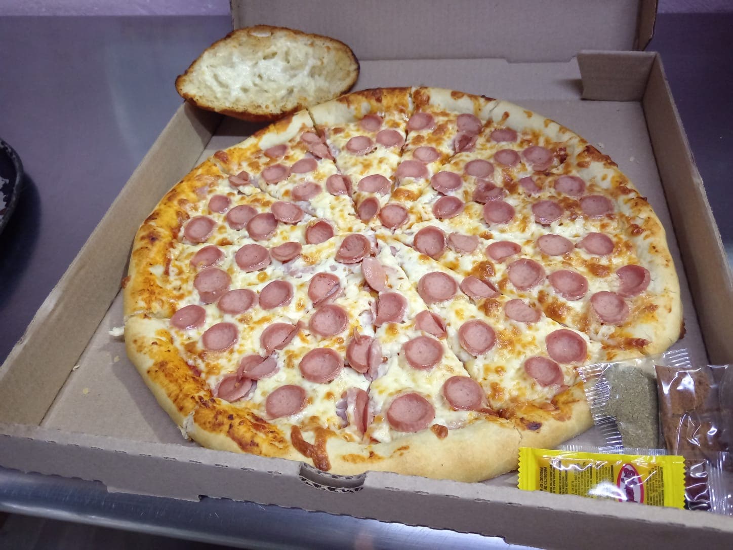 3 Pizzas Grandes con 2 Ingredientes