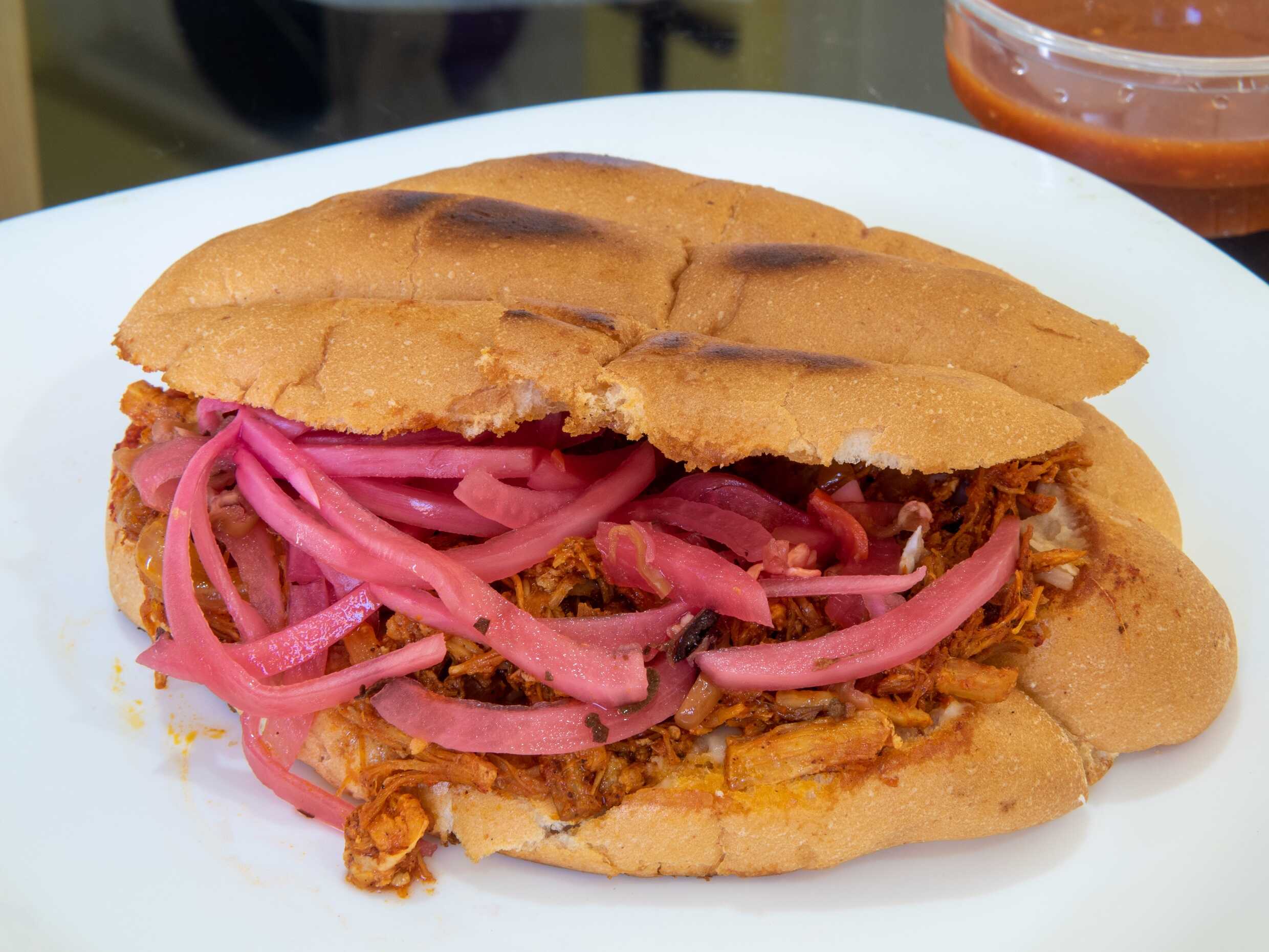 Tortas de Cochinita Pibil
