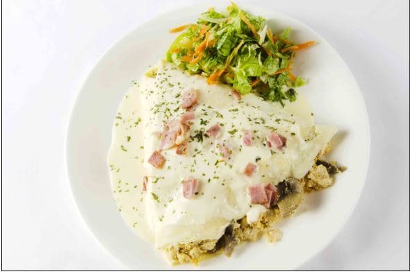 Crepa  pollo alfredo