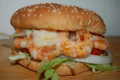 Hamburguesa Camarón + Papas Gratis