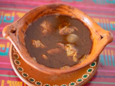 1/2 Litro de Consomé con Carne