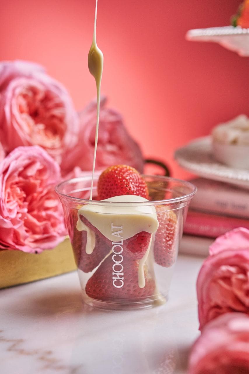 Fresas con Chocolate Blanco Pequeño 9 Oz