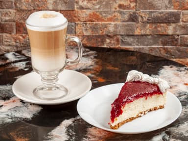 Capuccino y Pastel