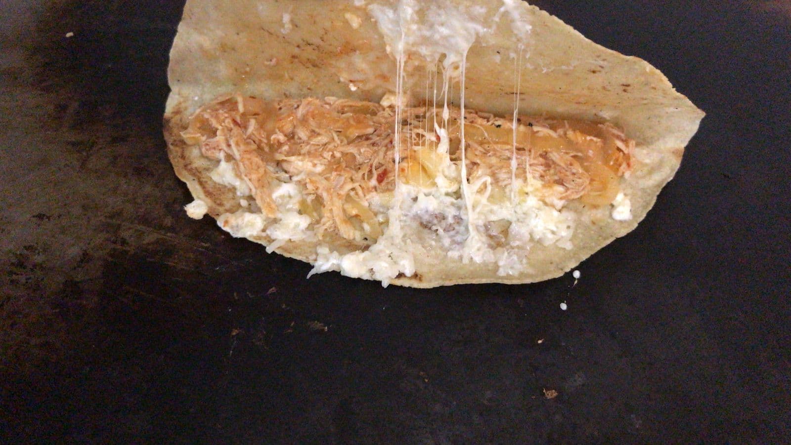 Quesadilla de Tinga de Pollo