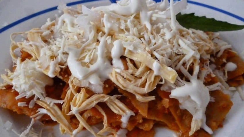 Chilaquiles con Pollo