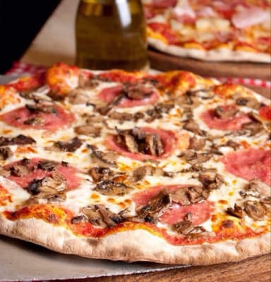 Salami y Chapiñones
