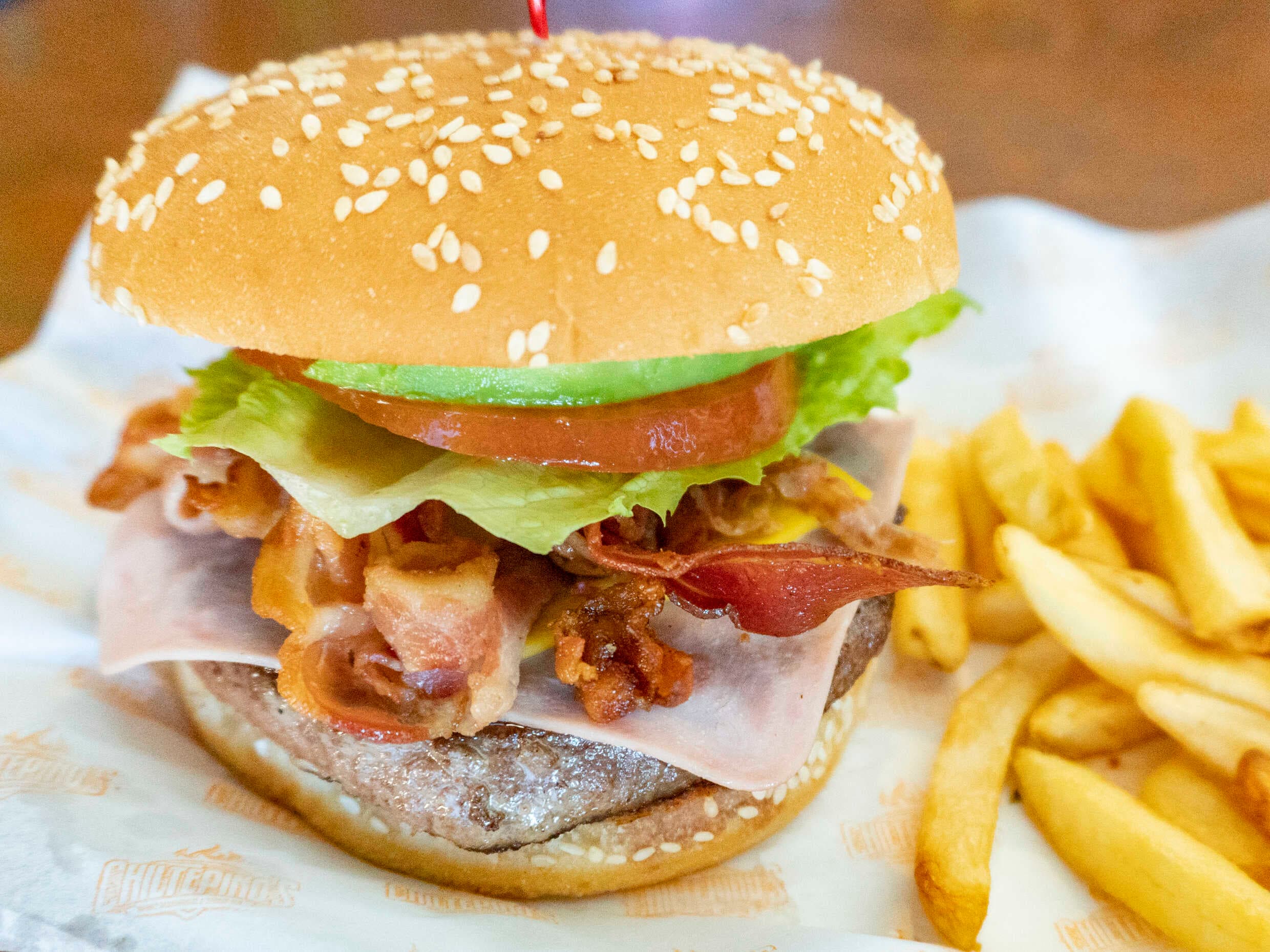 Hamburguesa con Todo de Res