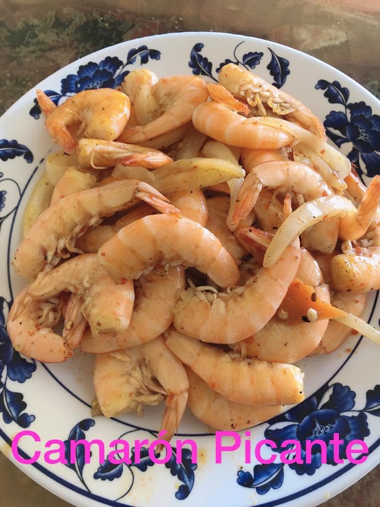 Platillo con Camarón y 1 Guiso
