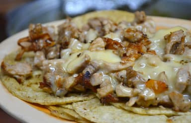 ORDEN DE CHULETA CON QUESO