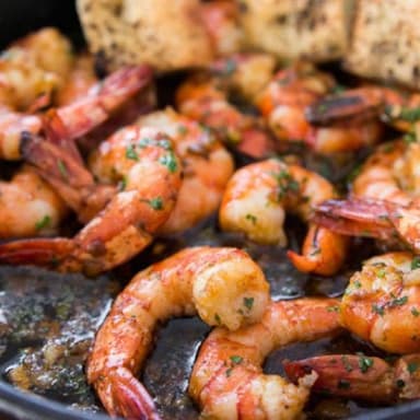 Camarones al Ajillo