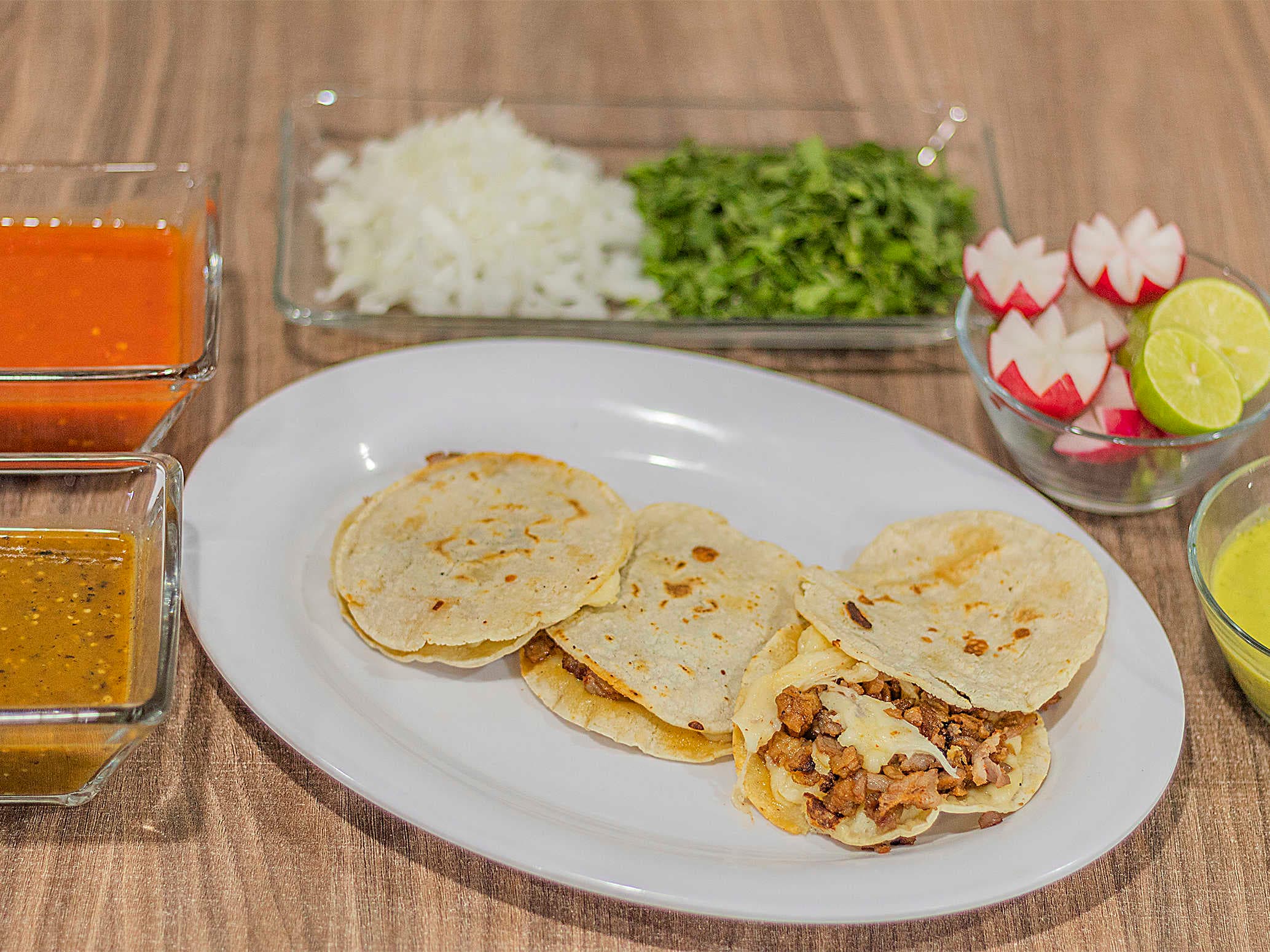 Quesadilla de Harina con Carne.