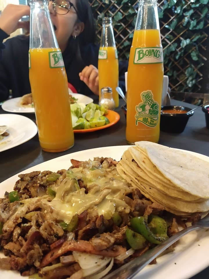 Taco de Harina de Bistec de Res