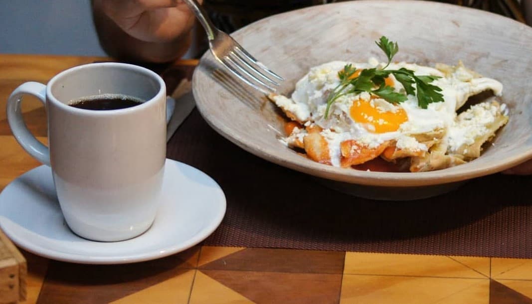 COMBO-Chilaquiles Dovorciados