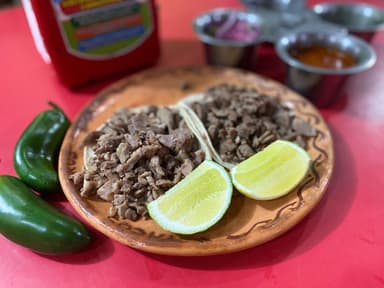 Taco De Bistec Con Queso
