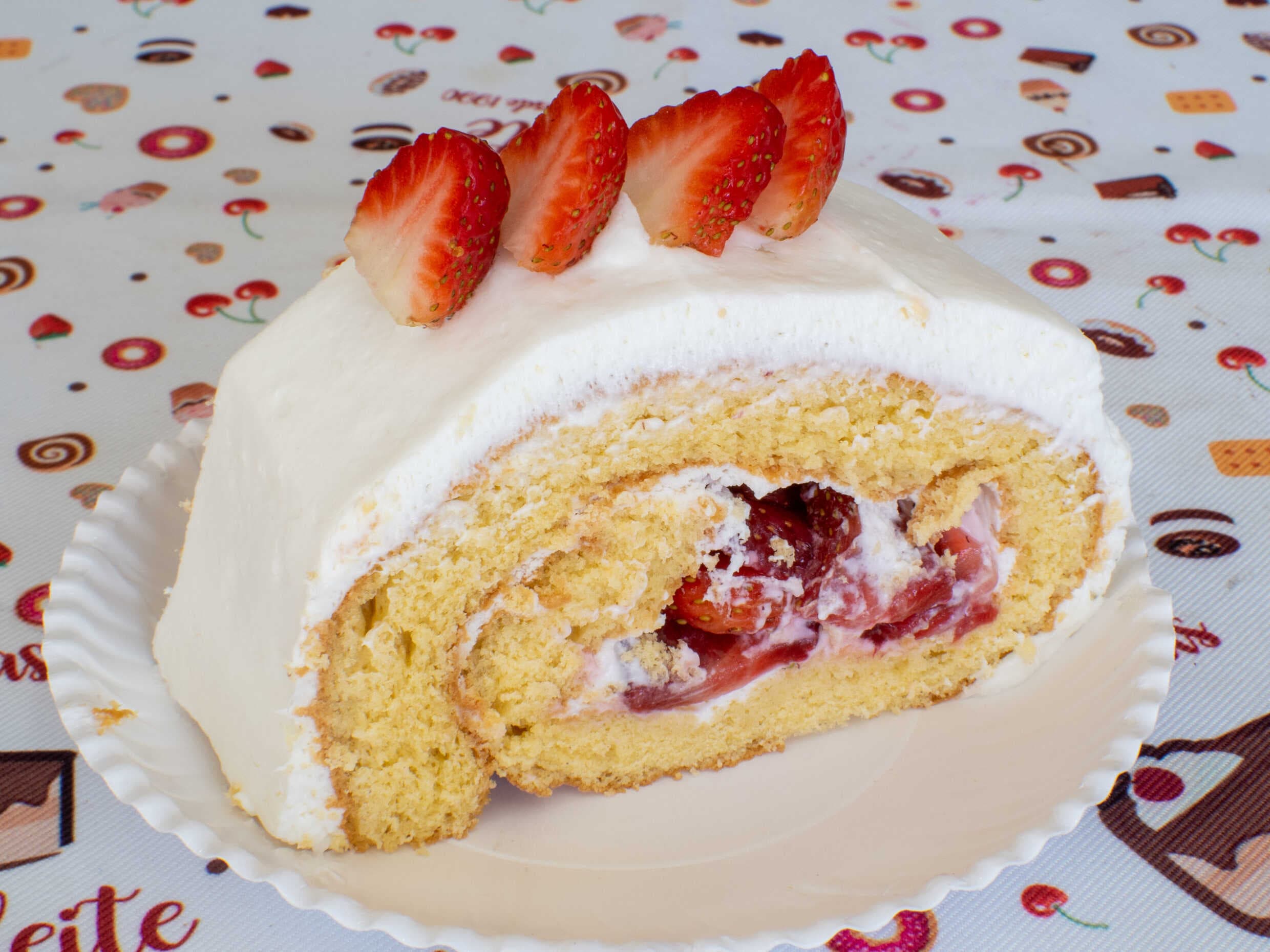 Rebanada de Rollo de Fresa
