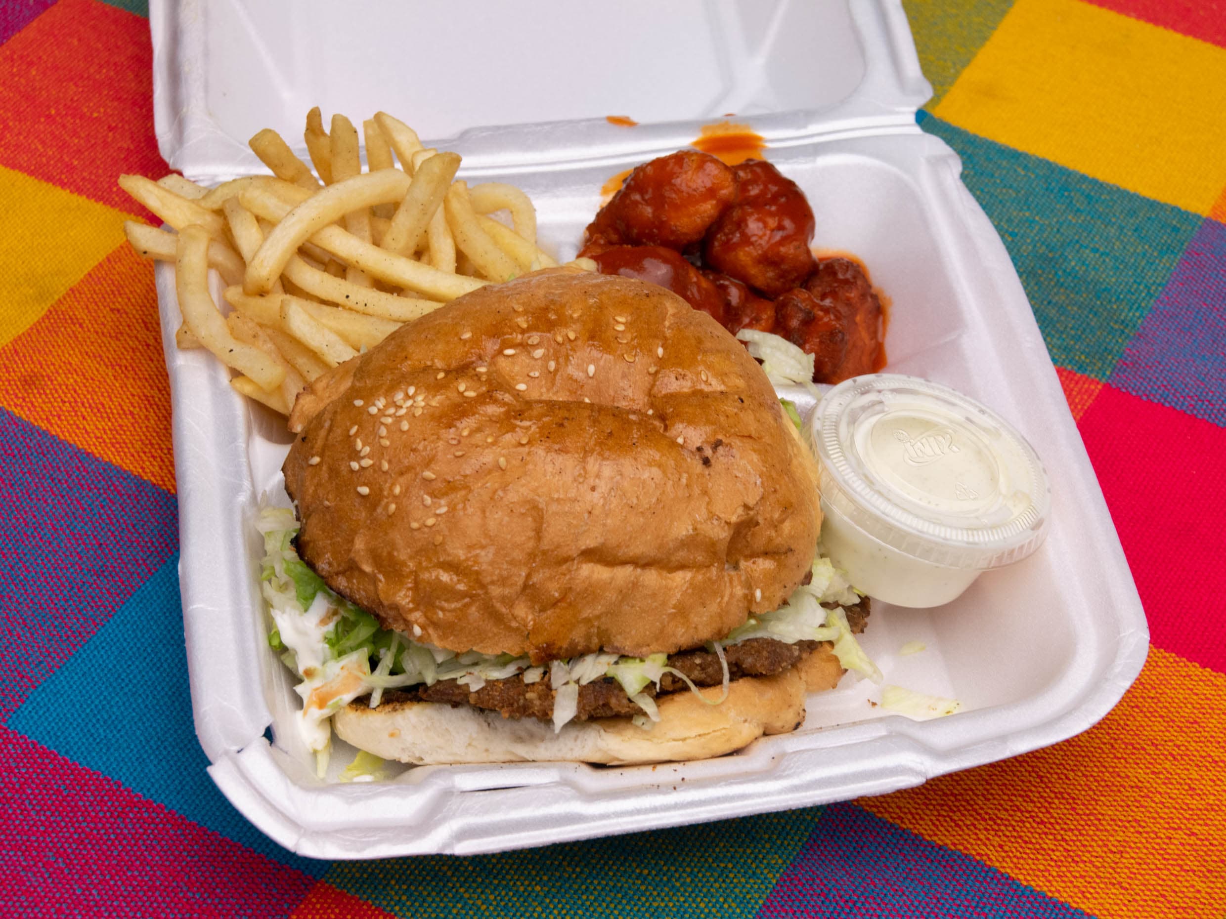 Hamburguesa, Boneless y Papas