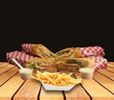 2 Sándwich Especiales + Papas a la Francesa