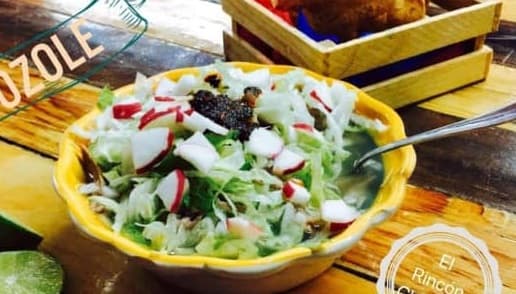 Pozole Mixto