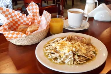 Chilaquiles Rancheros