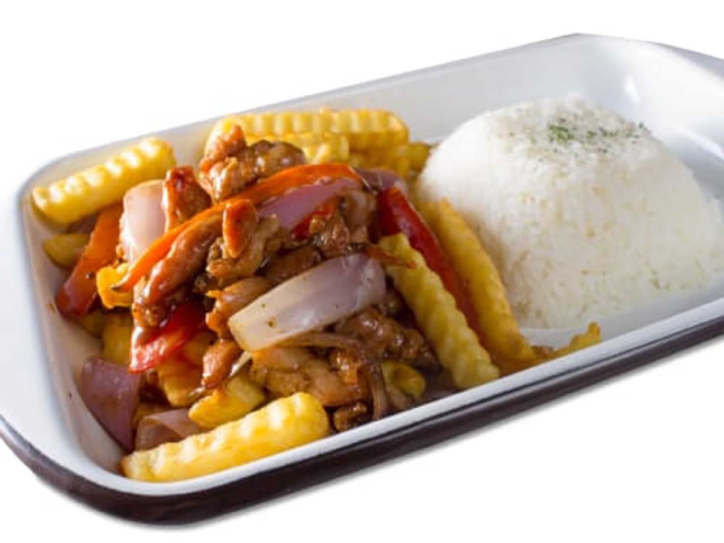 Pollo Saltado