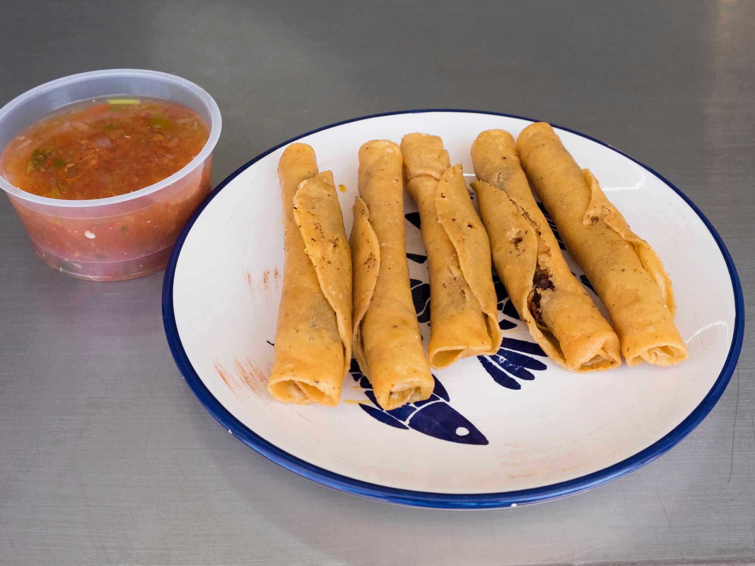 Orden de Tacos Dorados