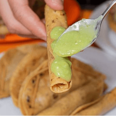 Flauta Dorada con Carne