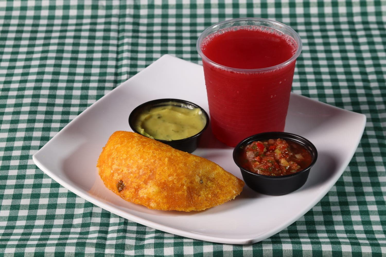 Combo Empanada + Jugo