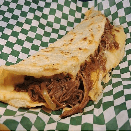 Quesadilla de Deshebrada
