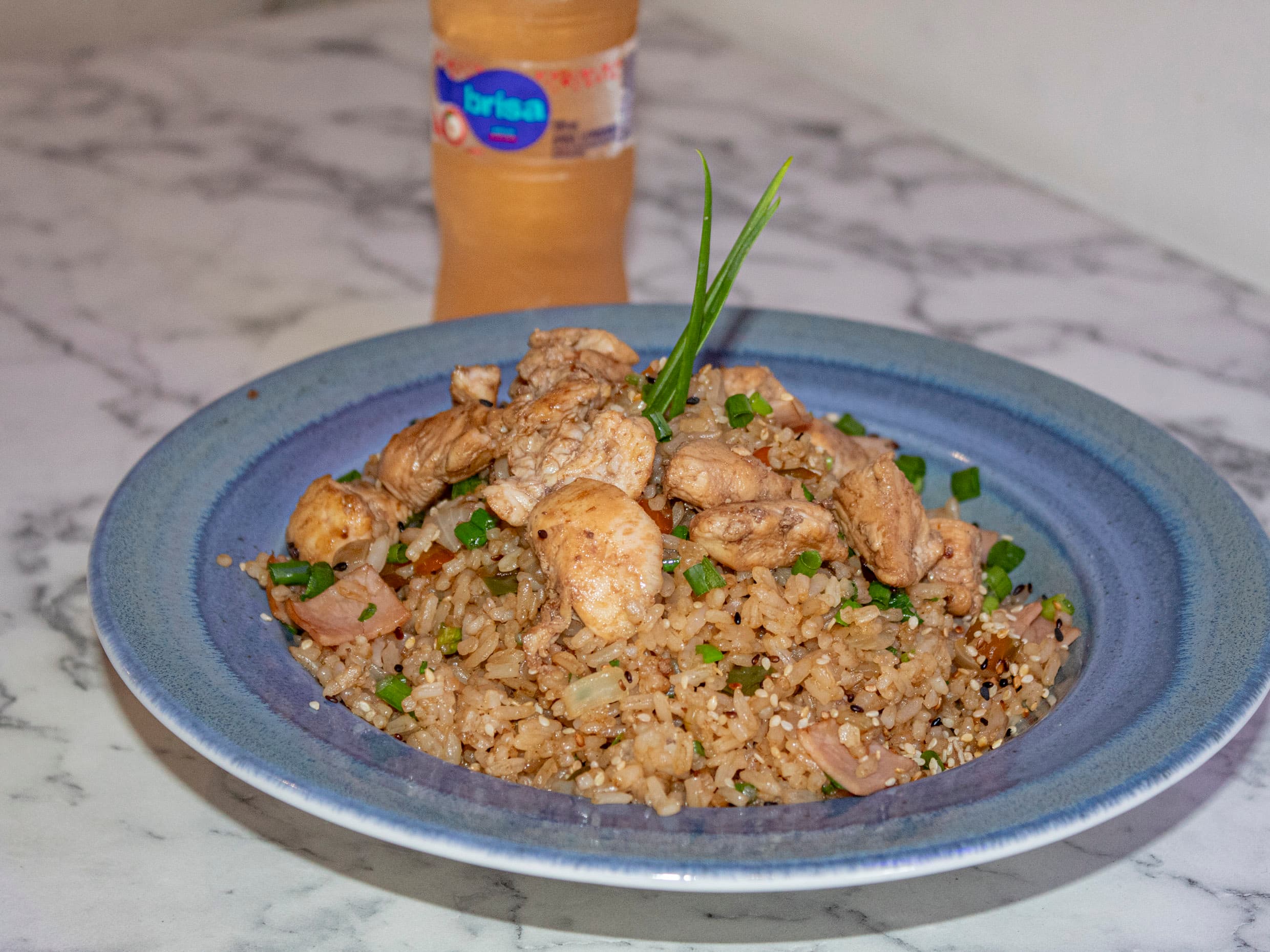 Arroz al Wok Pollo - Jamon + Bebida