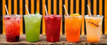 Agua del Día de Fruta de Temporada