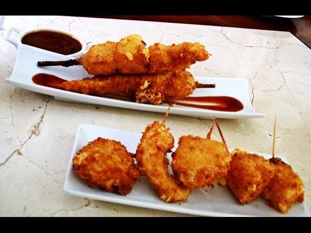 Brochetas de Camarón y Kushague de Queso