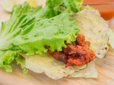 Gringa de Pastor en hoja de lechuga