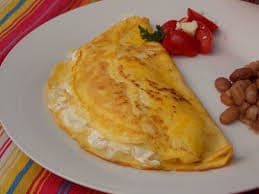 Omelette jamón con queso
