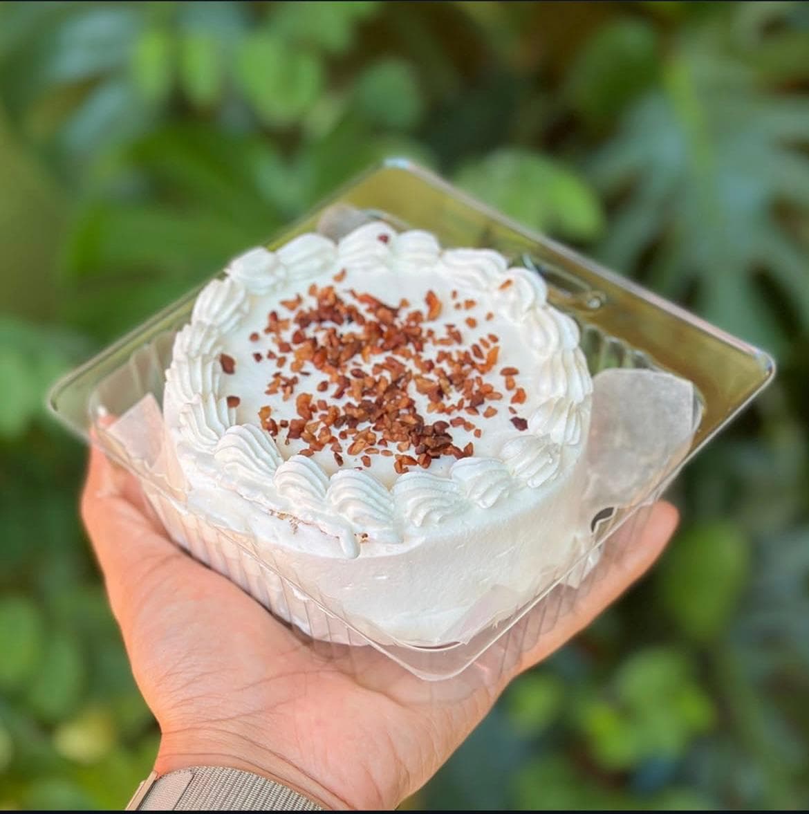 Pastel de Capuchino con nuez y cajeta