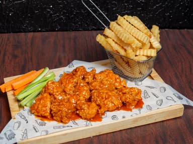 Boneless 300gr + Bebida