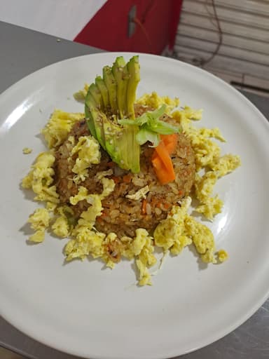 Yakimeshi con Huevo