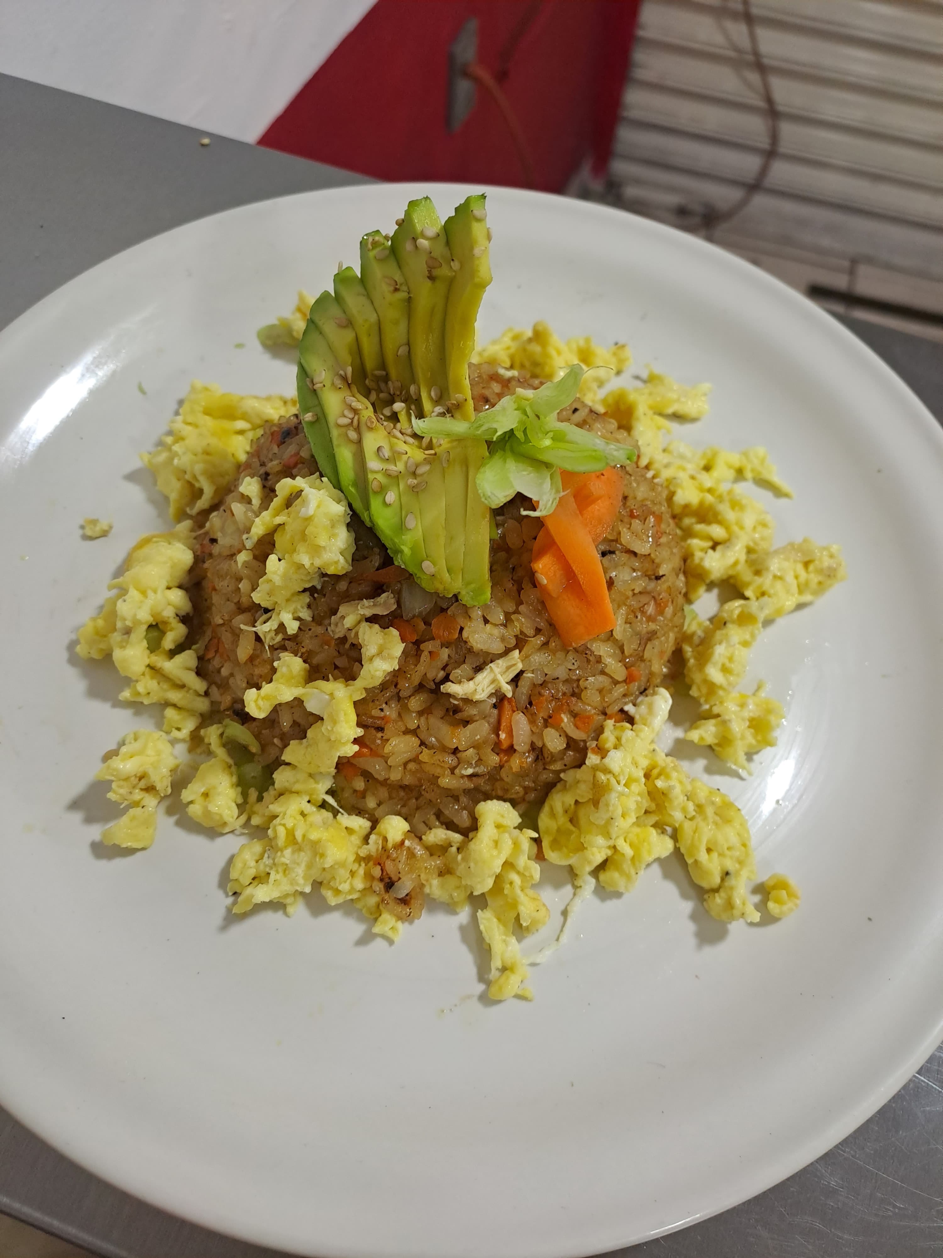 Yakimeshi con Huevo