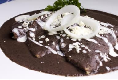 Enfrijolada de Pollo
