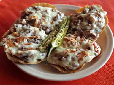 4 Tacos CON Queso & PAPA CON MANTEQUILLA