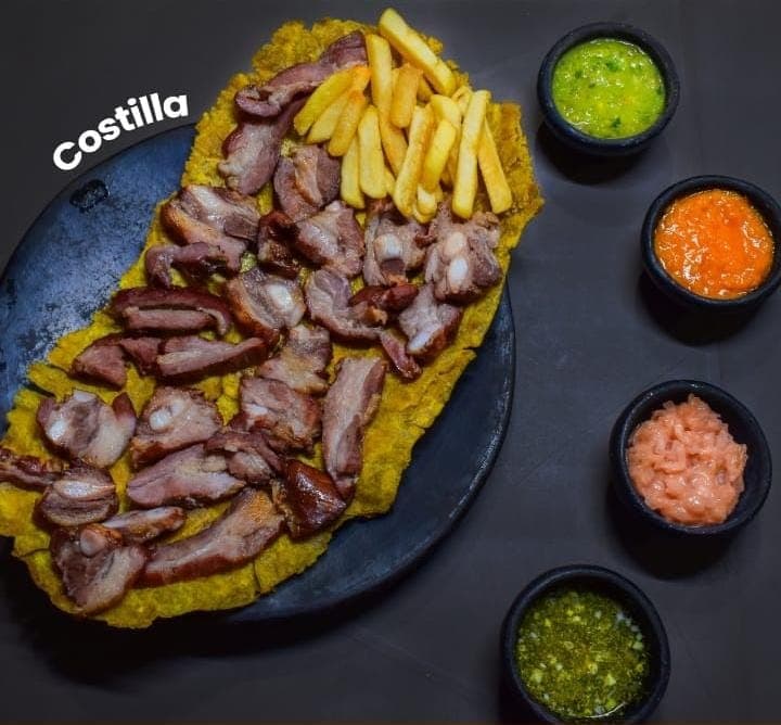 Tostón con Costilla  (35 cm)
