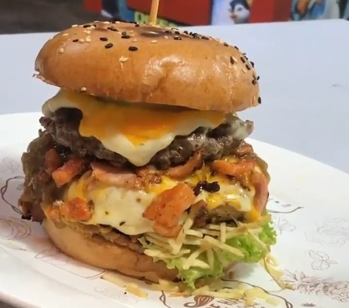 De Las Dos Burger