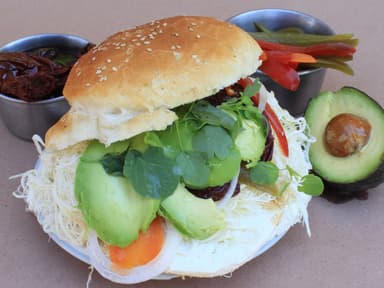 2 Cemitas de Quesillo