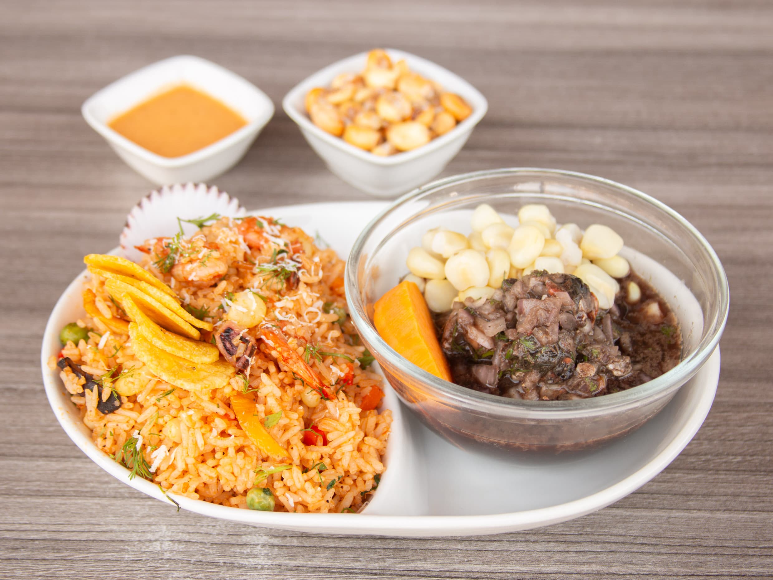Arroz con Mariscos y Conchas Negras